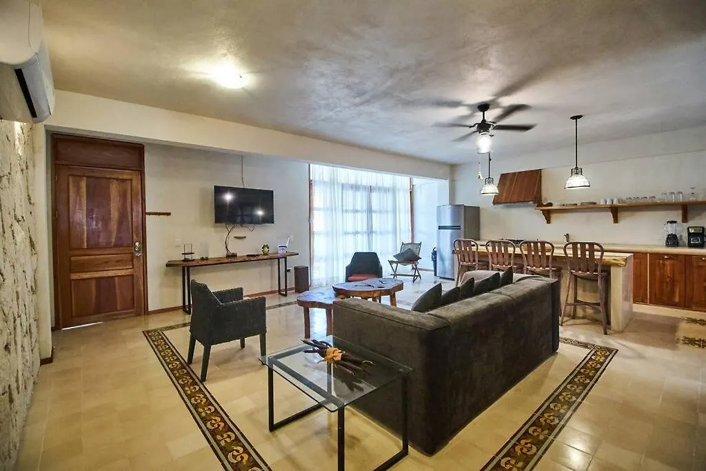 Safari 2Bdr Apt Best Location Tulum 0*,